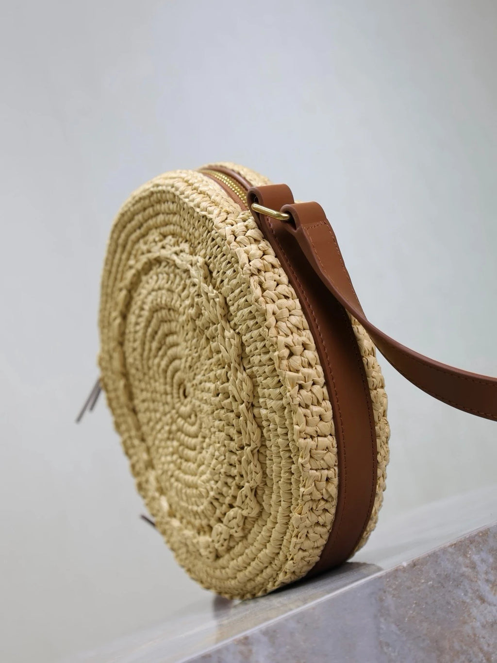 Sac Rond Artisanal en Paille – Sac À Main & Bandoulière Femme