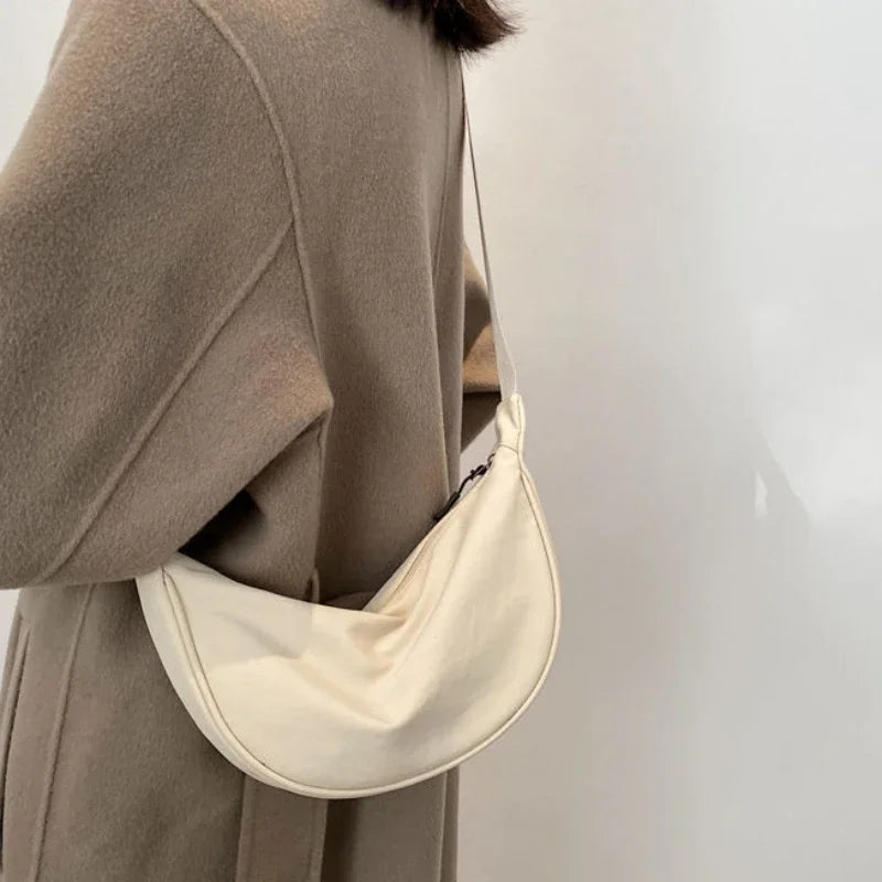 Sac bandoulière mixte en nylon – Léger, spacieux, plusieurs coloris