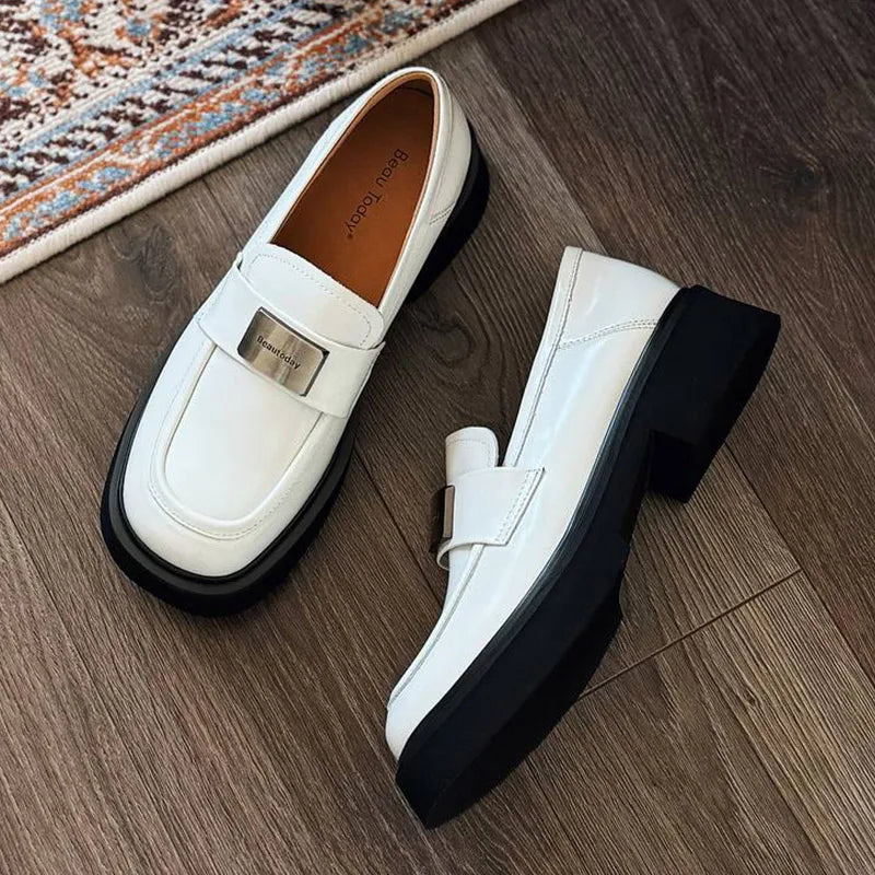 Mocassins Femme BeauToday – Cuir Véritable, Bout Rond & Décor Métal Argenté | Fait Main