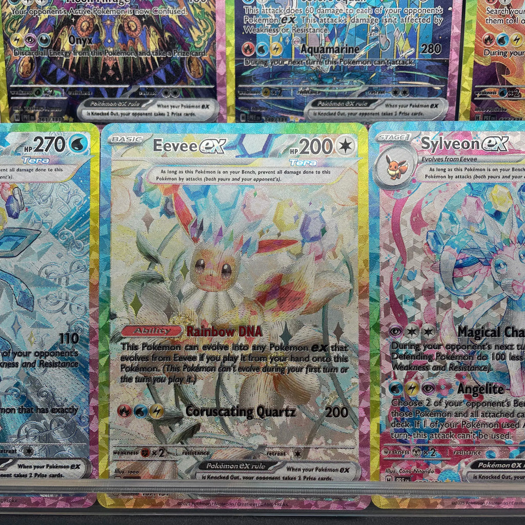Cartes Pokémon PTCG Eeveelution SV8A – Set 9 Cartes de Collection (Version Anglaise)