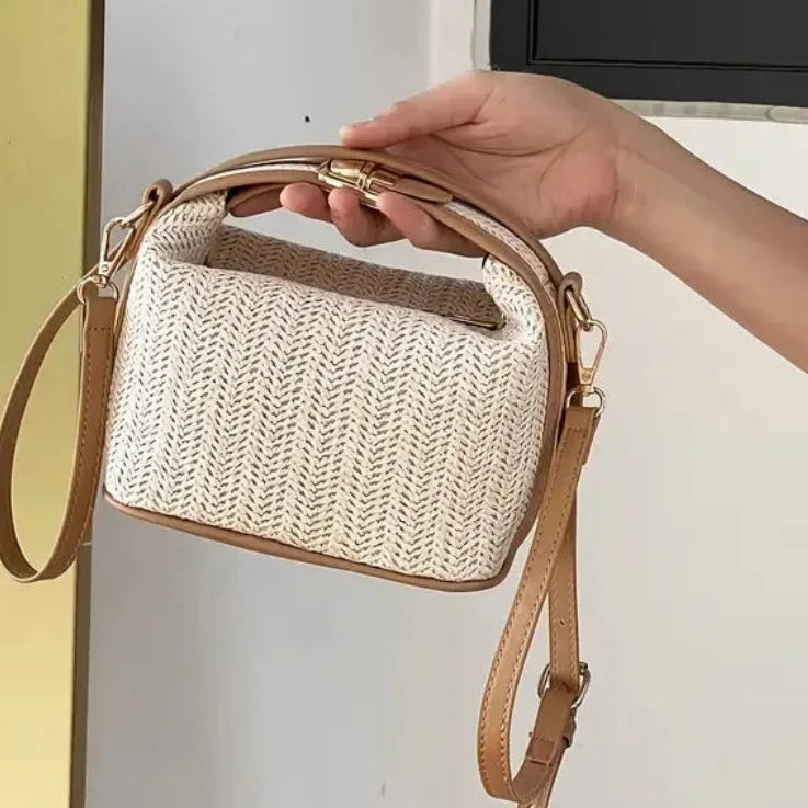 Sac en Paille Bohème – Petit Sac Seau Tressé Style Balnéaire