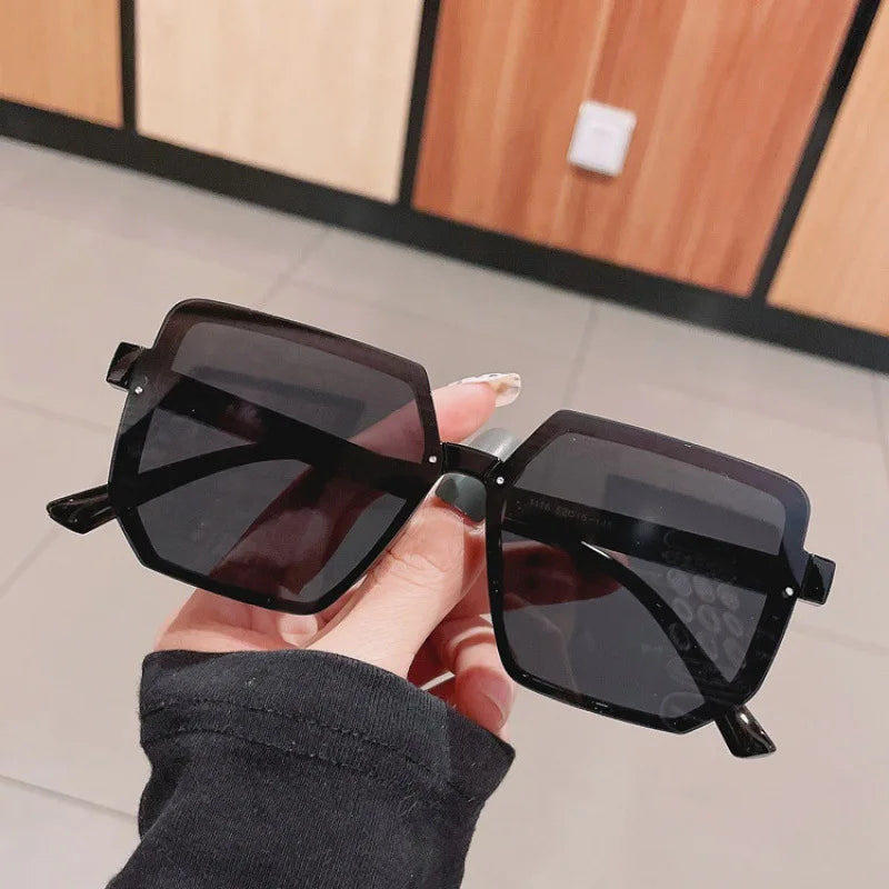 Lunettes de Soleil Vintage Grande Monture – Style Carré Rétro Mixte | RMM HHX0029