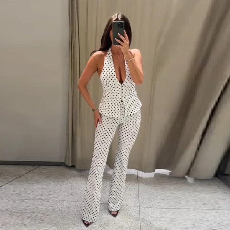 Retro Modern Polka Dot Set Neckholder-Top mit tiefem V-Ausschnitt Ausgestellte Hose Damen Party Zeitloser Chic Weibliche Klassische Stilvolle Outfits