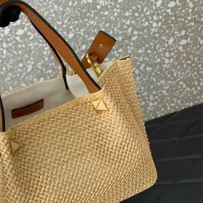 Sac Rond en Paille Fait Main – Bandoulière Femme Style Luxe Casual 2026
