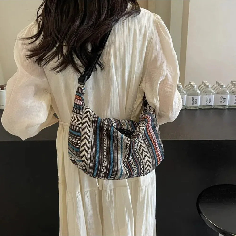 Fashion Tribal Style Shoulder Bag Striped Pattern Large Capacity Crossbody Bag Canvas Zipper Closure Messenger bag Ladies