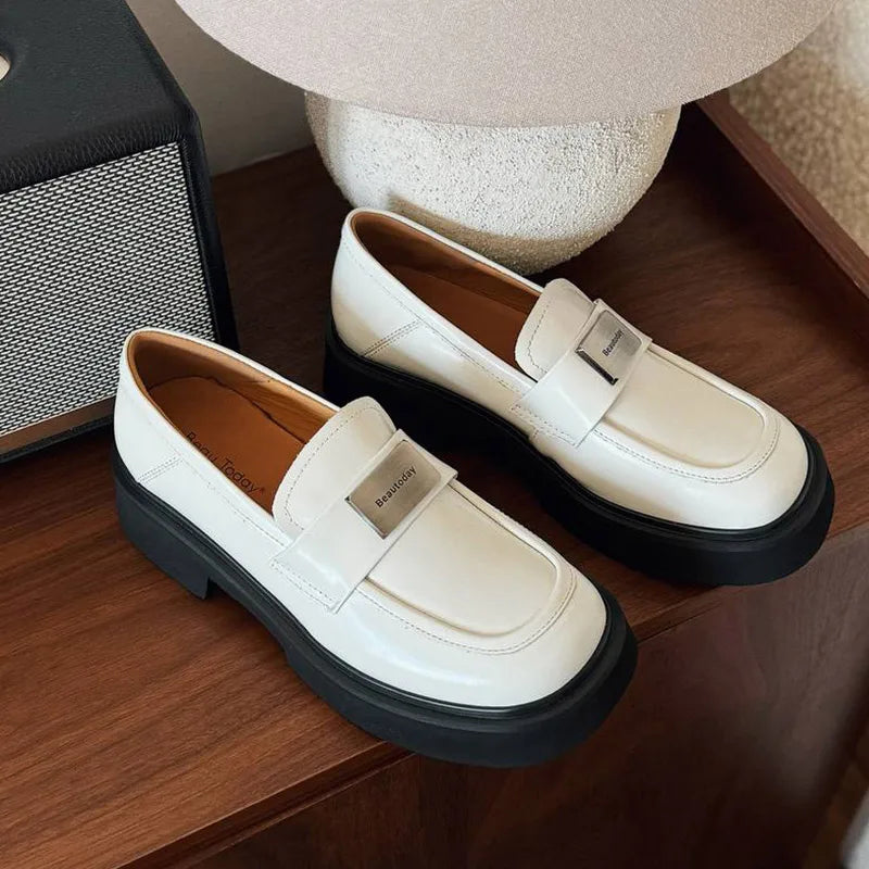 Mocassins Femme BeauToday – Cuir Véritable, Bout Rond & Décor Métal Argenté | Fait Main