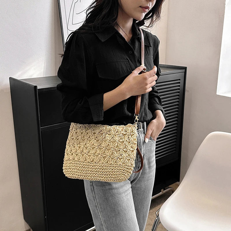 Straw Crossbody Bags for Women Summer Woven Shoulder Bag Purse Raffia Beach Wristlet Crochet Handbag Purse for Women