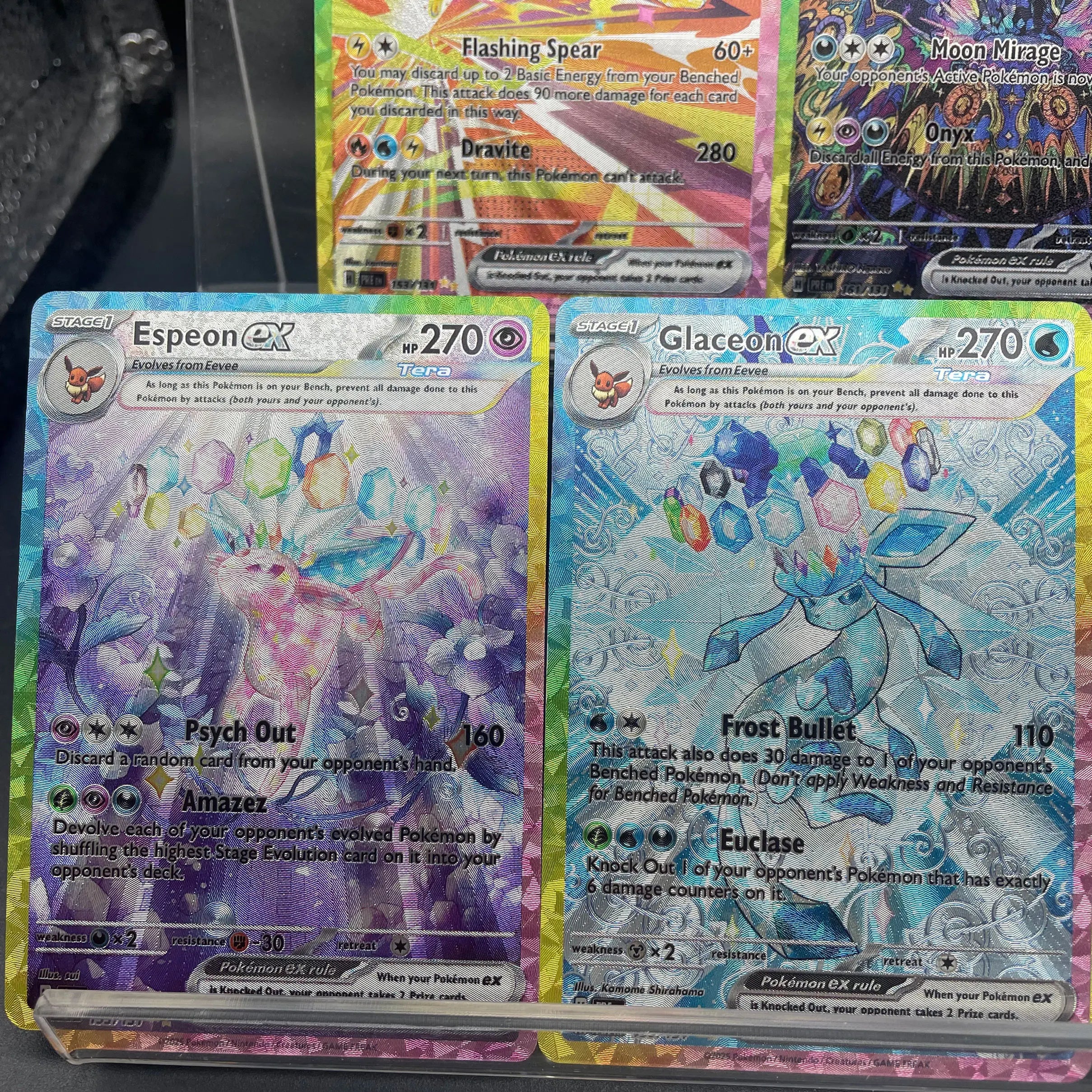 Cartes Pokémon PTCG Eeveelution SV8A – Set 9 Cartes de Collection (Version Anglaise)