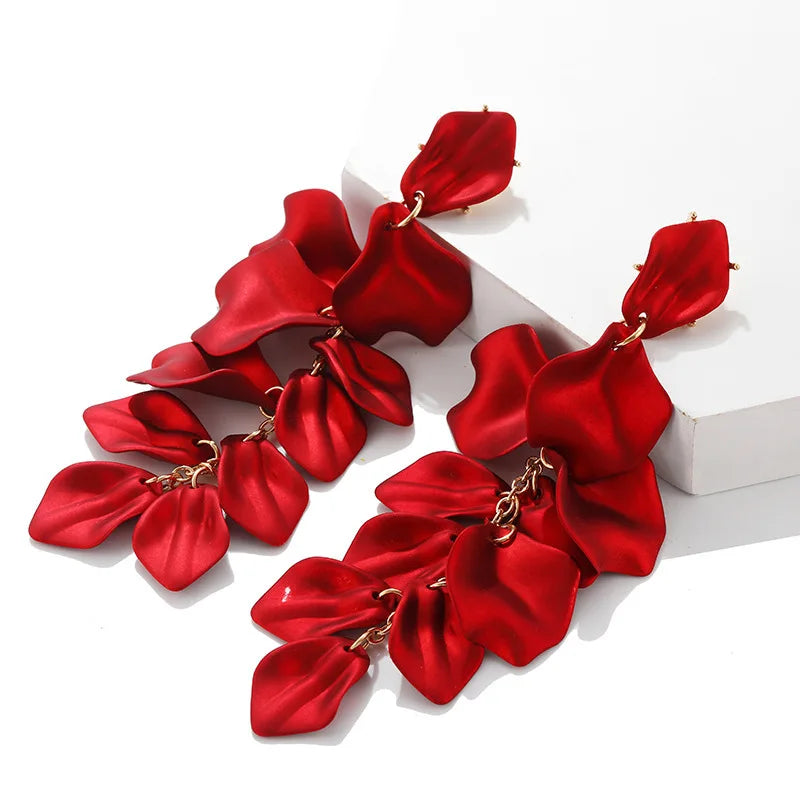 Boucles d'Oreilles Fleurs Multicolores – Pétales & Pompons, Style Tendance