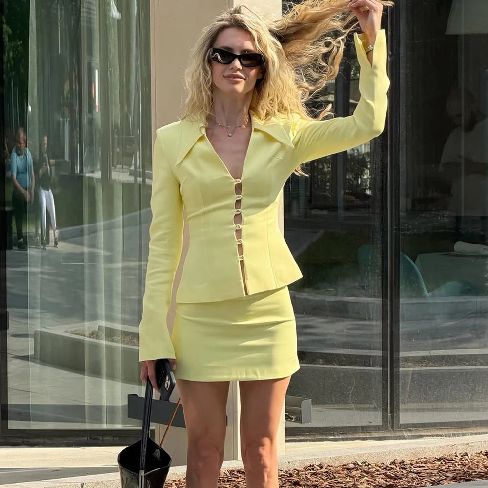 Eleganter, taillierter Damenblazer Tuularose – Schicke Anzugjacke mit V-Ausschnitt