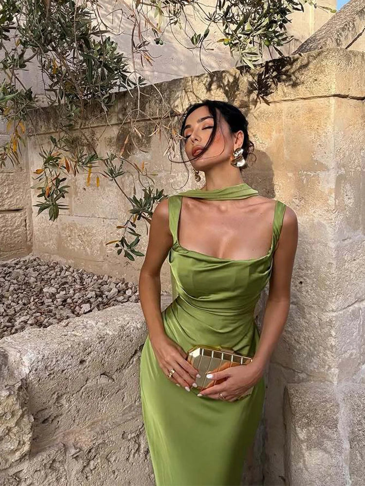 Robe Longue Dos Nu en Satin – Coupe Slim Sirène, Sans Manches, Soirée & Mariage