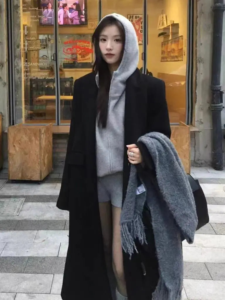 Korean Black Woolen Thickened Coat Women French Hepburn Style Retro Double-Breasted Mid-Length Fashion Temperament Loose Jackets