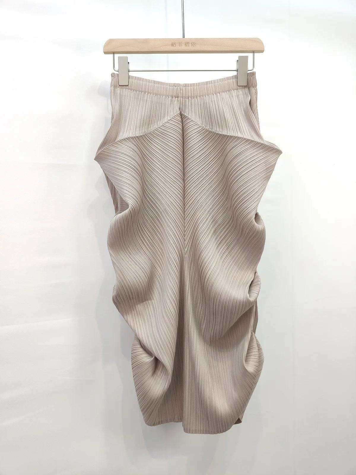 Jupe Plissée A-Line Femme – Taille Élastique, Coupe Ample & Irrégulière