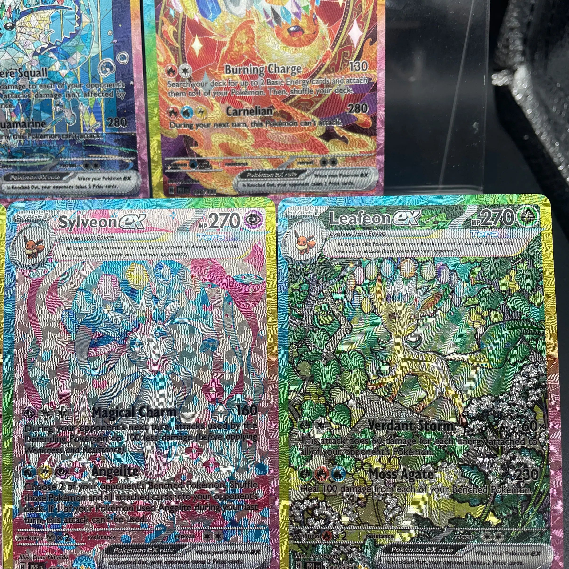 Cartes Pokémon PTCG Eeveelution SV8A – Set 9 Cartes de Collection (Version Anglaise)