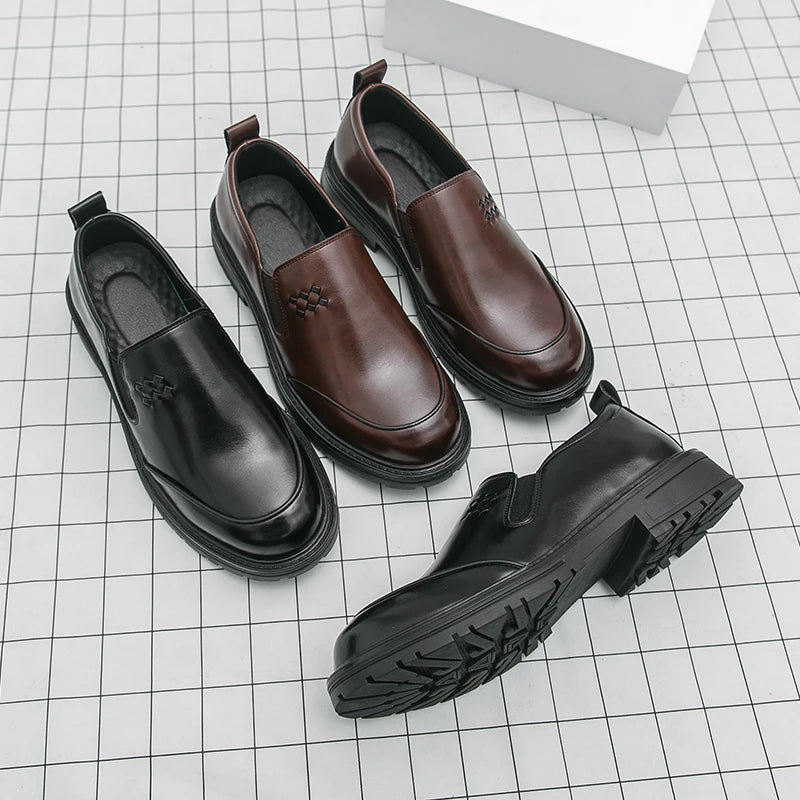 Fashion Casual Leather Shoes For Men High Quality Office Formal Dress Shoes Men Classic Brogues Social Business Loafers Male
