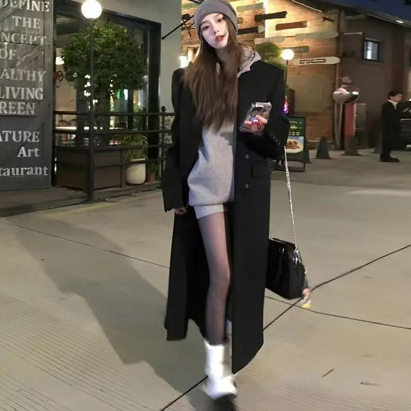 Korean Black Woolen Thickened Coat Women French Hepburn Style Retro Double-Breasted Mid-Length Fashion Temperament Loose Jackets