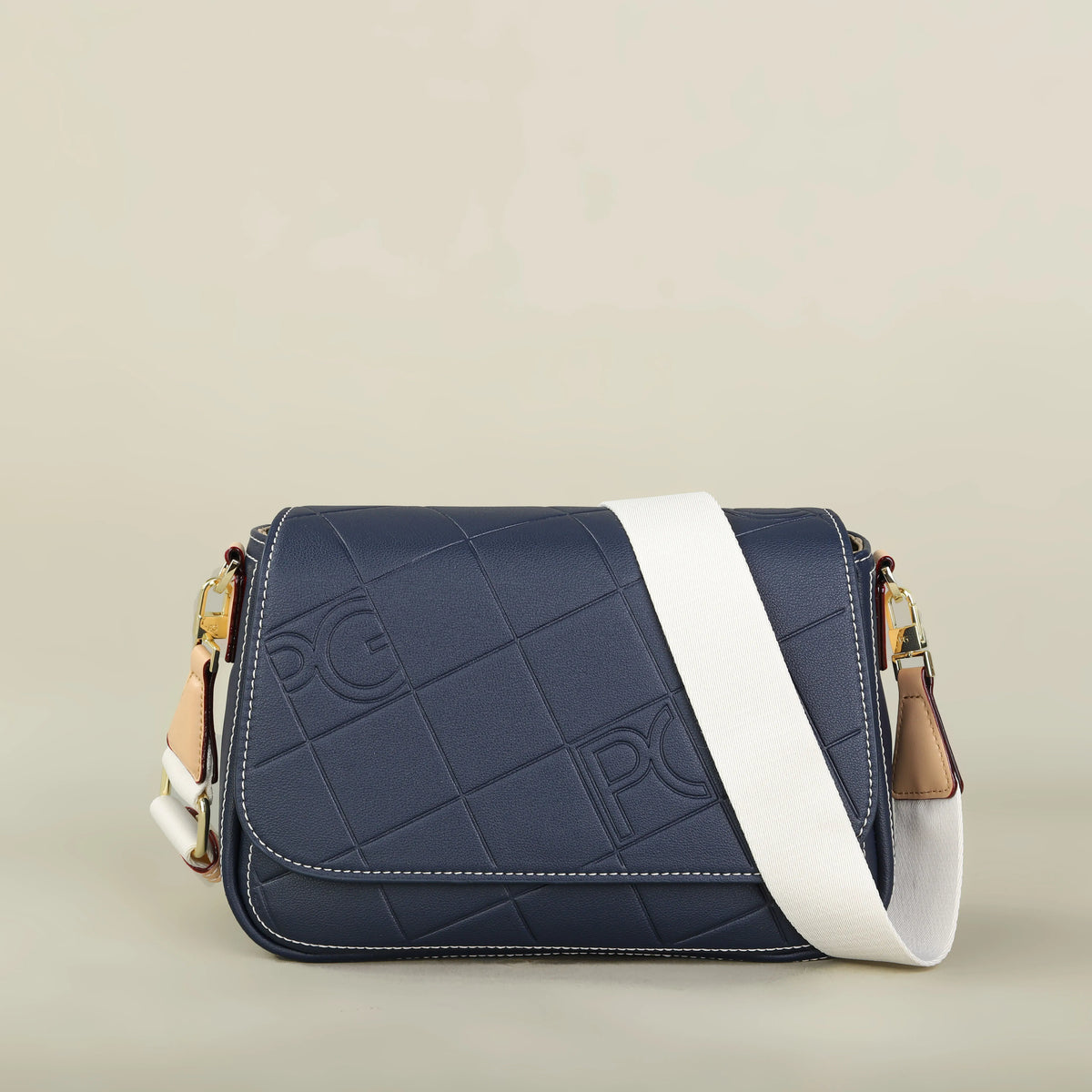 PATSY PG GARIS Classic Retro Women's New Shoulder Bag Leather Material Multi Functional Old School Design Classic Crossbody Bag