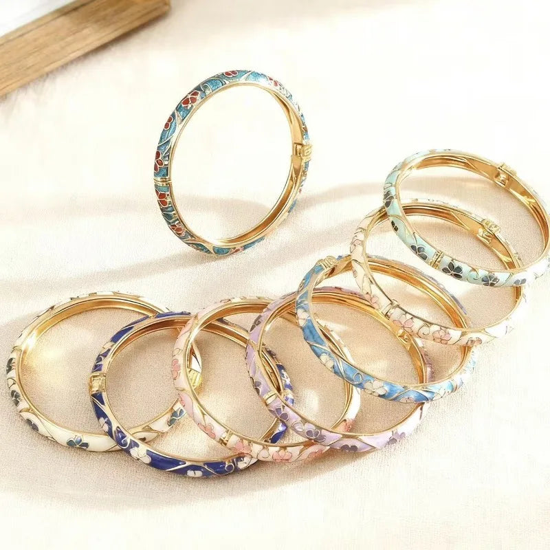 Bracelet Jonc Émail Floral Femme – Ouvert, Style Rétro Doré, Bijou Élégant