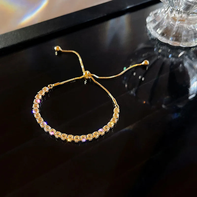 Bracelet Femme Zircon Carré Plaqué Or 18K – Réglable & Strass