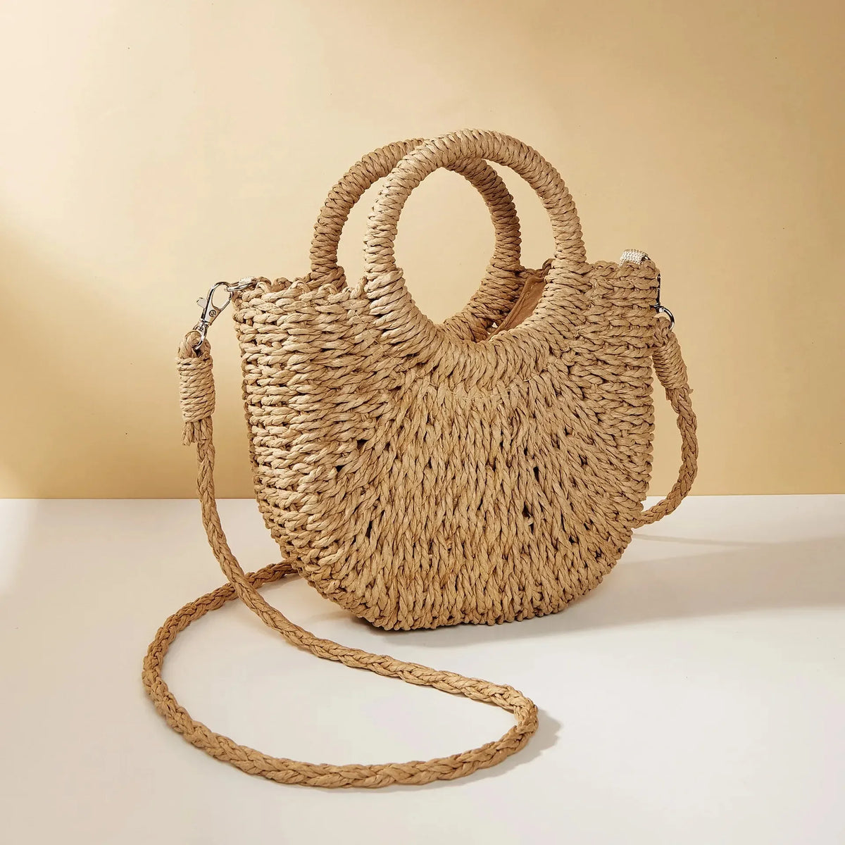 Sac de Plage en Paille Tressée Demi-Lune – Grande Capacité, Bandoulière & Épaule