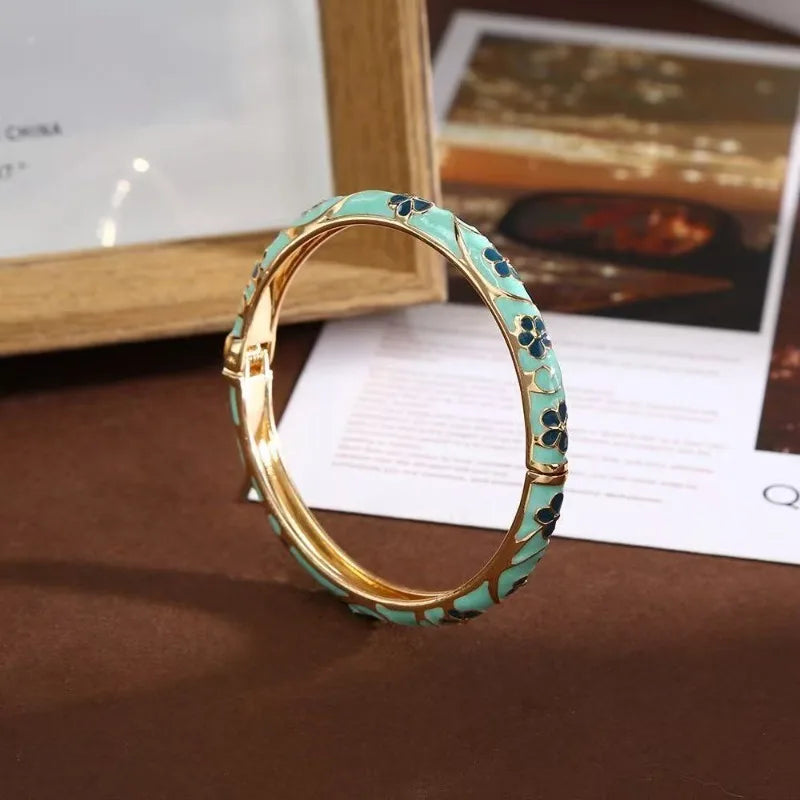 Bracelet Jonc Émail Floral Femme – Ouvert, Style Rétro Doré, Bijou Élégant