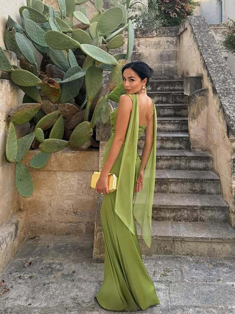 Robe Longue Dos Nu en Satin – Coupe Slim Sirène, Sans Manches, Soirée & Mariage