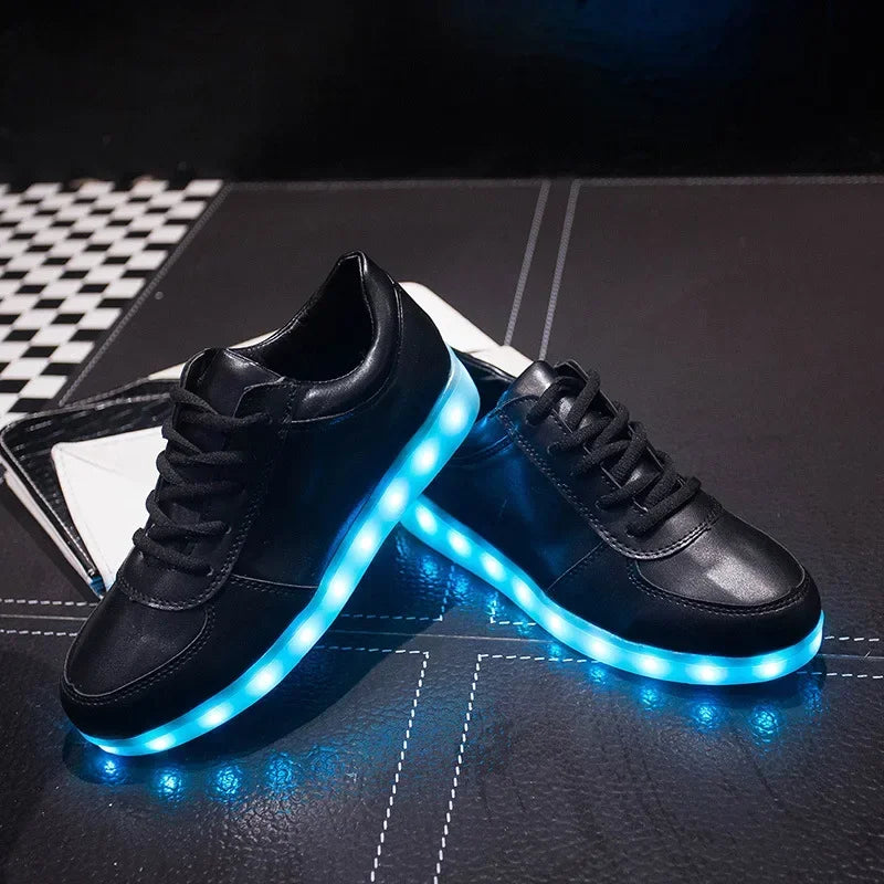 Baskets LED Lumineuses – Chaussures à Lacets Recharge USB Unisexe | Semelle Lumineuse