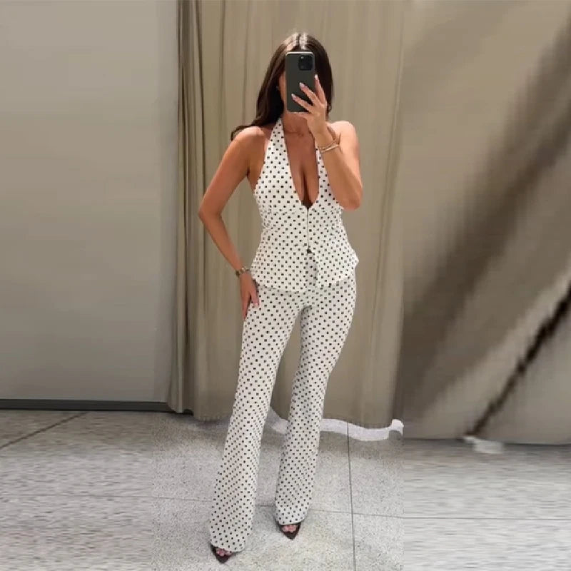 Retro Modern Polka Dot Set Neckholder-Top mit tiefem V-Ausschnitt Ausgestellte Hose Damen Party Zeitloser Chic Weibliche Klassische Stilvolle Outfits