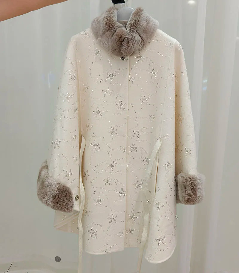 Damen-Cape aus Wolle – Rexkaninchenfellkragen, luxuriöser Oversize-Schnitt für Herbst/Winter