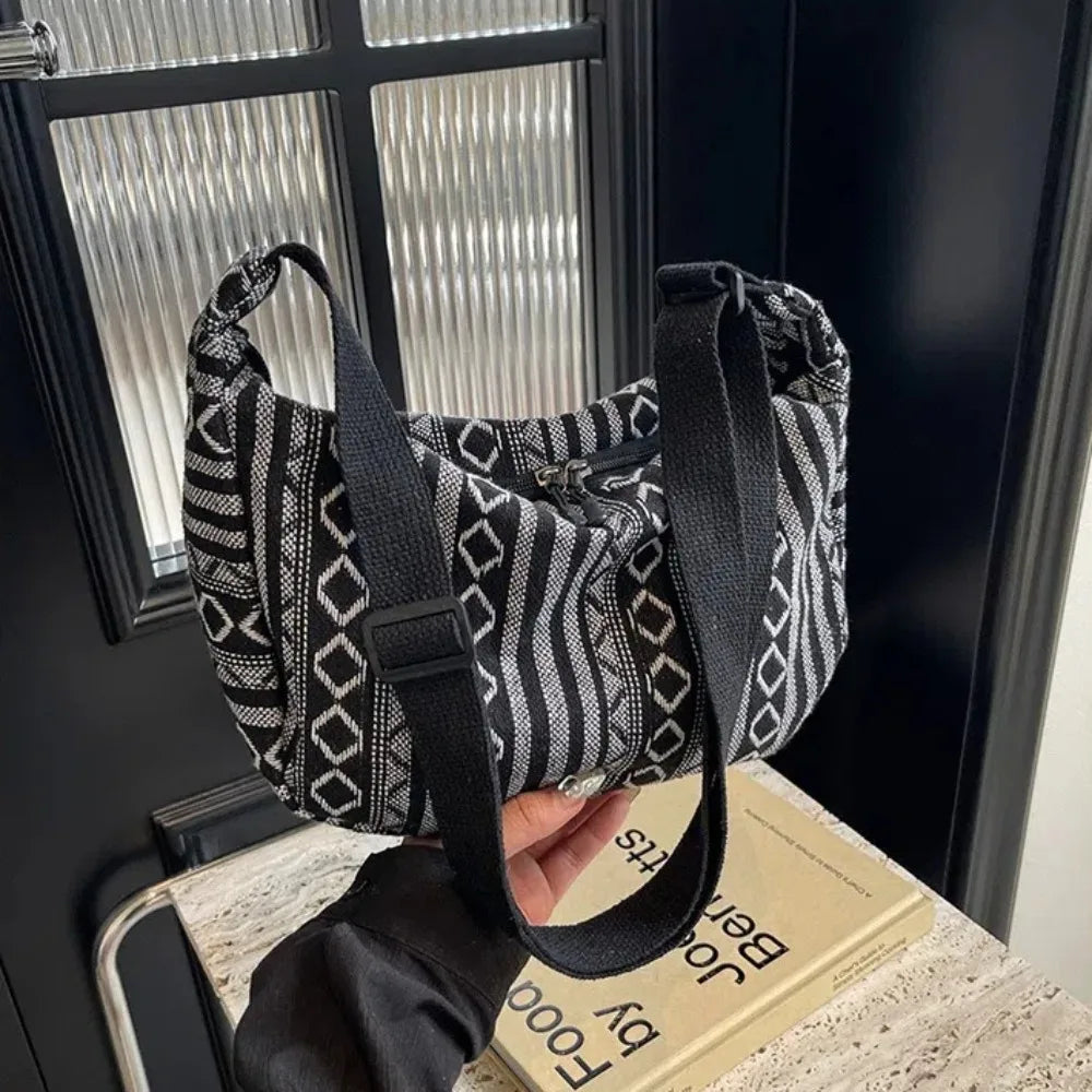 Fashion Tribal Style Shoulder Bag Striped Pattern Large Capacity Crossbody Bag Canvas Zipper Closure Messenger bag Ladies