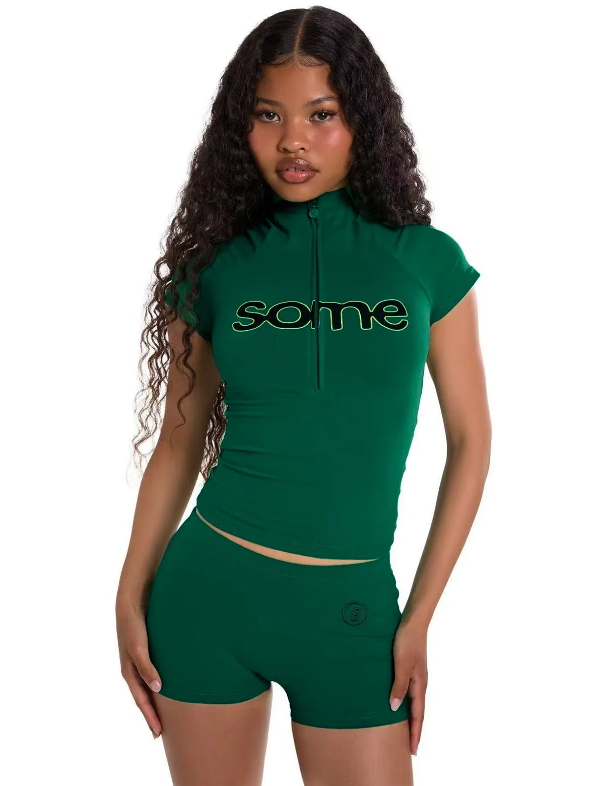 Ensemble 2 Pièces Streetwear Femme – Crop Top Zippé & Short Imprimé