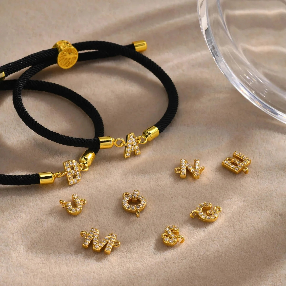 Bracelet Charm Cœur Initiale Lettre A-Z pour Femme – Chaîne Corde Classique, Bijou